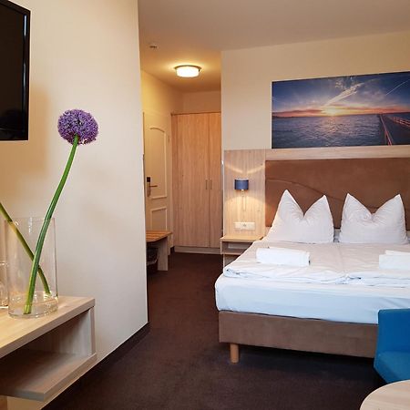 Hotel Am Alten Hafen Wißmar Екстериор снимка